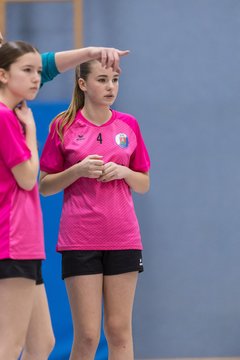 Bild 771 - B-Juniorinnen 2 Loewinnen Cup